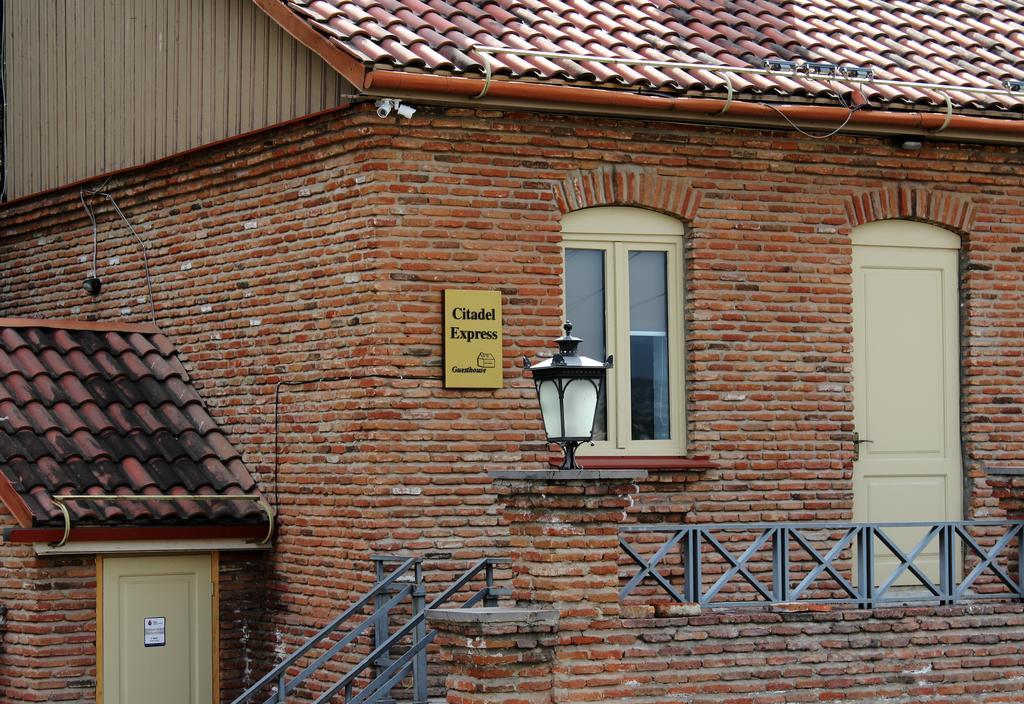 Citadel Express Hotell Tbilisi Exteriör bild